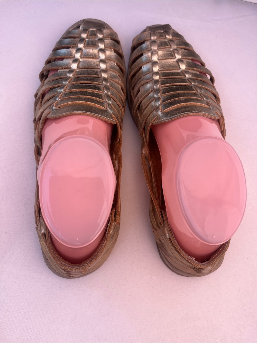 Women's Metallic Gold Woven Huarache Sandals - Picture 8 of 11